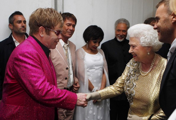 Elton+John+Diamond+Jubilee+Buckingham+Palace+AISbV