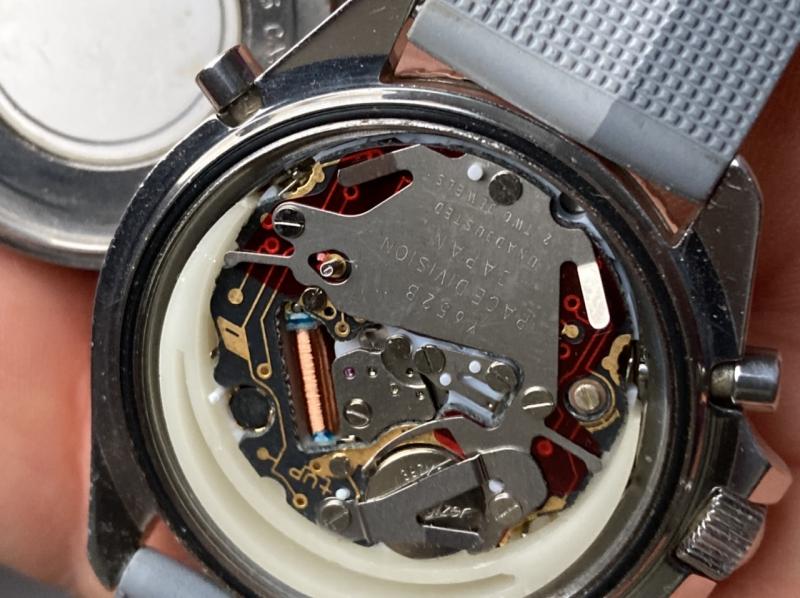 Breitling pluton 3100 movimento esa