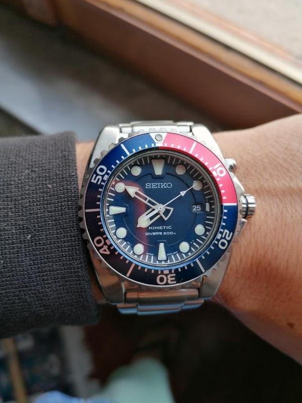 SEIKO Kinetic Scuba Divers 200m.