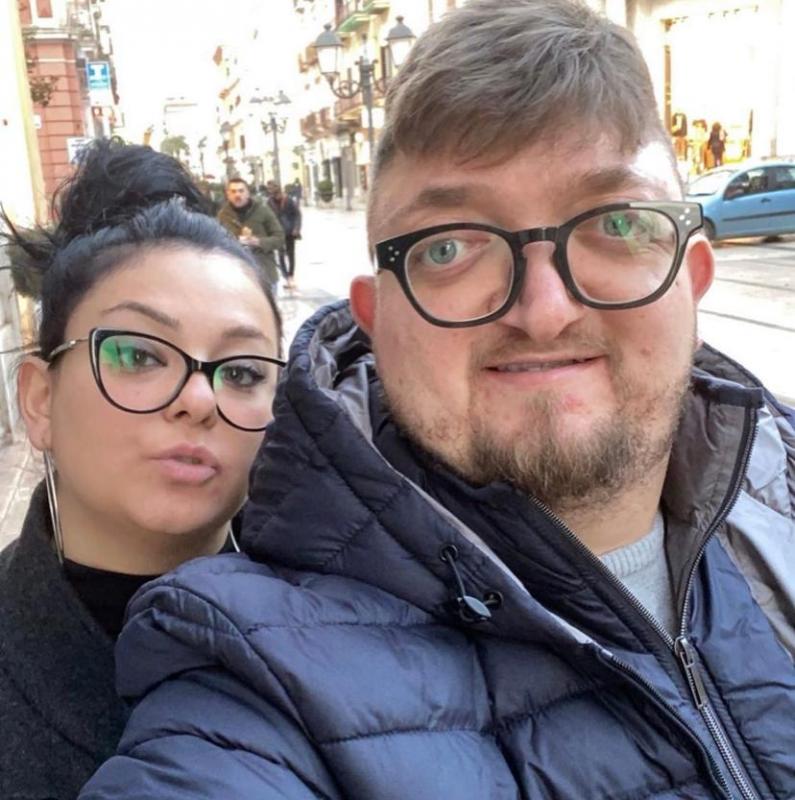 6E8287CD-DEC6-43EE-ABC1-897EC83F7CFD