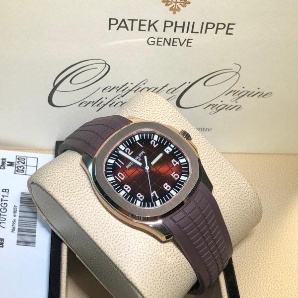 Patek Philippe Aquanaut Acciaio o Oro Bianco con Dial e Cinturino