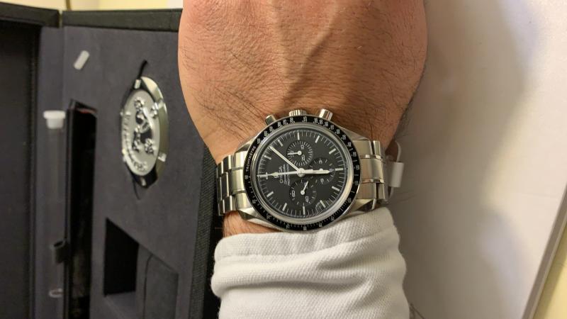 Omega moonwatch zaffiro on sale