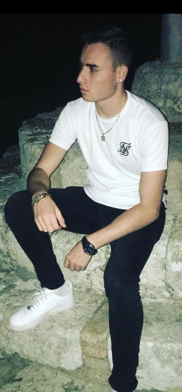 Screenshot_20200507_104451_com.instagram.android