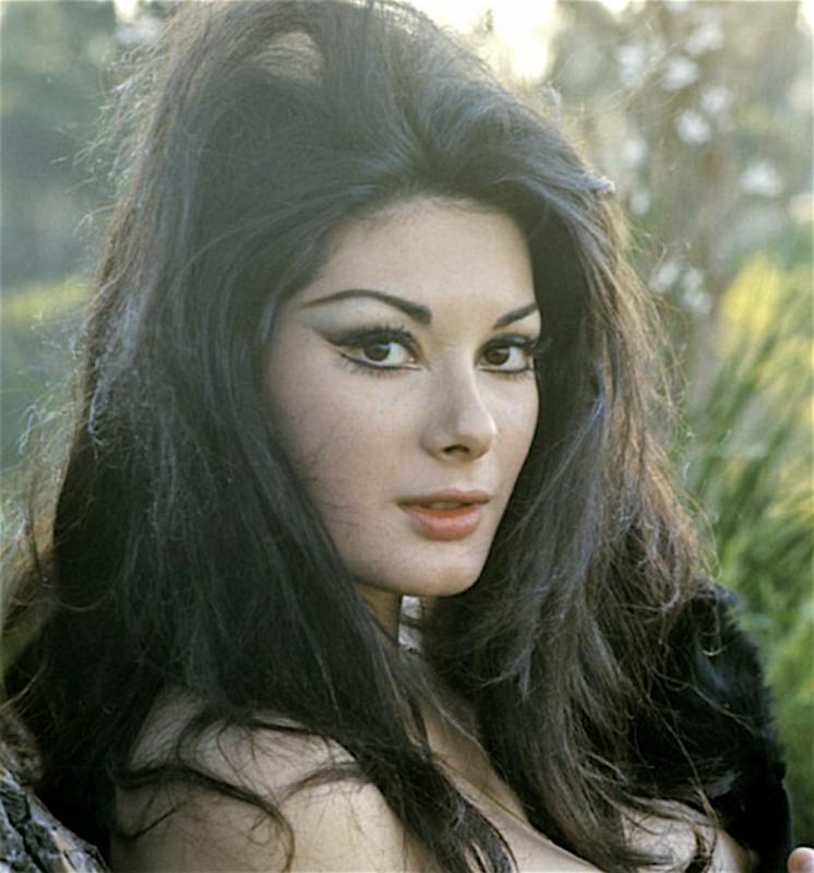 edwige-fenech-960x1029