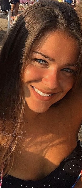 2022D0F8-8B5D-4D38-BAB5-8DE47F3B4153