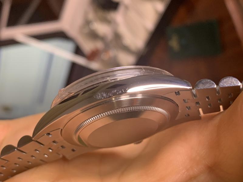 Rolex consegnato presumibilmente graffiato