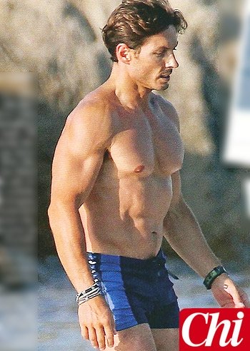 BB8F2A54-8ED5-4EF9-9C3A-5EC93A9FB45A