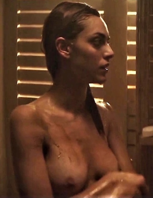 Miriam Nude