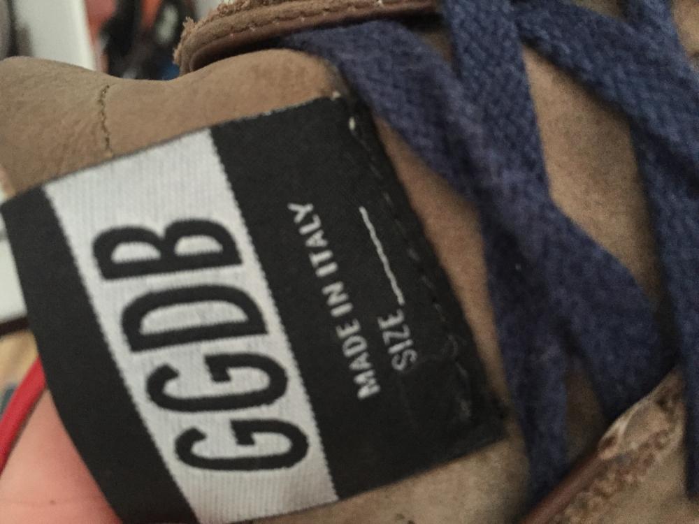 Golden goose deals imitazioni