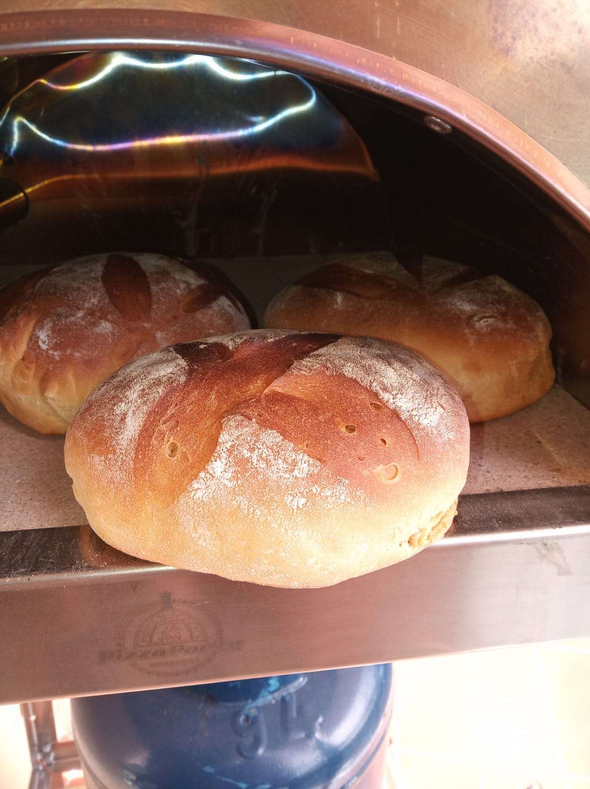 Pane nel forno Ardore